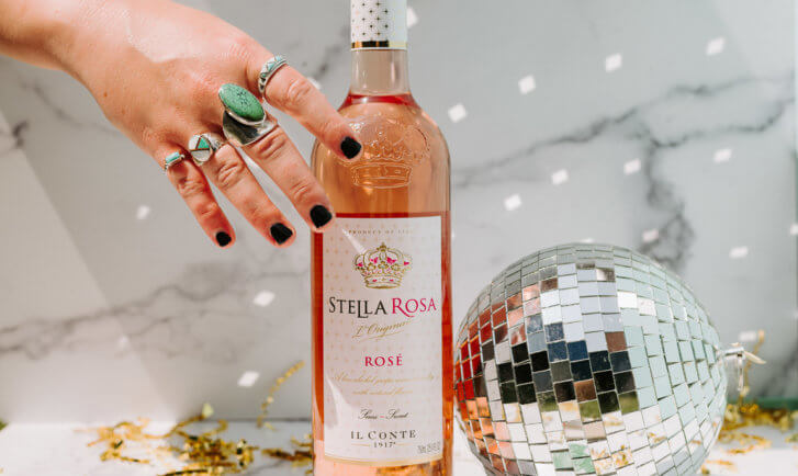 Best Batch Cocktail Recipes for Throwing a Stress-Free Party